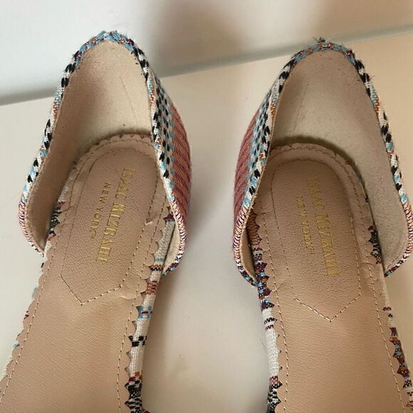 ISAAC MIZRAHI Pointy Toe Flats Womens Size 8 Canvas Stripe Aztec Boho Sandals - Picture 4 of 9